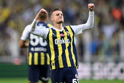 Sebastian Szymanski, Premier Lig’e gidiyor