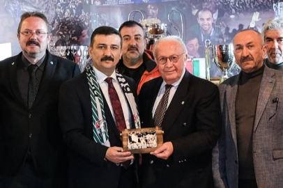 Bursa Büyükşehir Başkan Adayı Türkoğlu, Bursaspor'u ziyaret etti