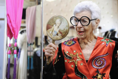 Moda dünyasının efsane ismi Iris Apfel, 102 yaşında hayatını kaybetti