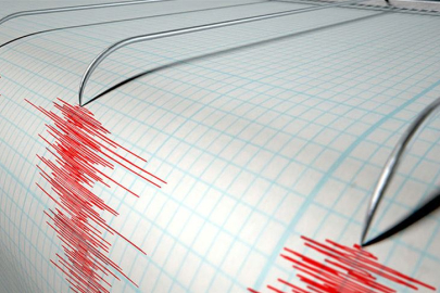 İran'da 5,6 büyüklüğünde deprem