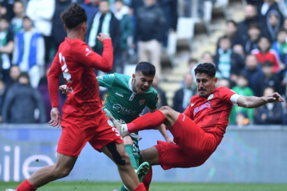 Bursa'nın timsahlarından hakem kararına tepki: TFF, sizleri göreve çağırıyoruz