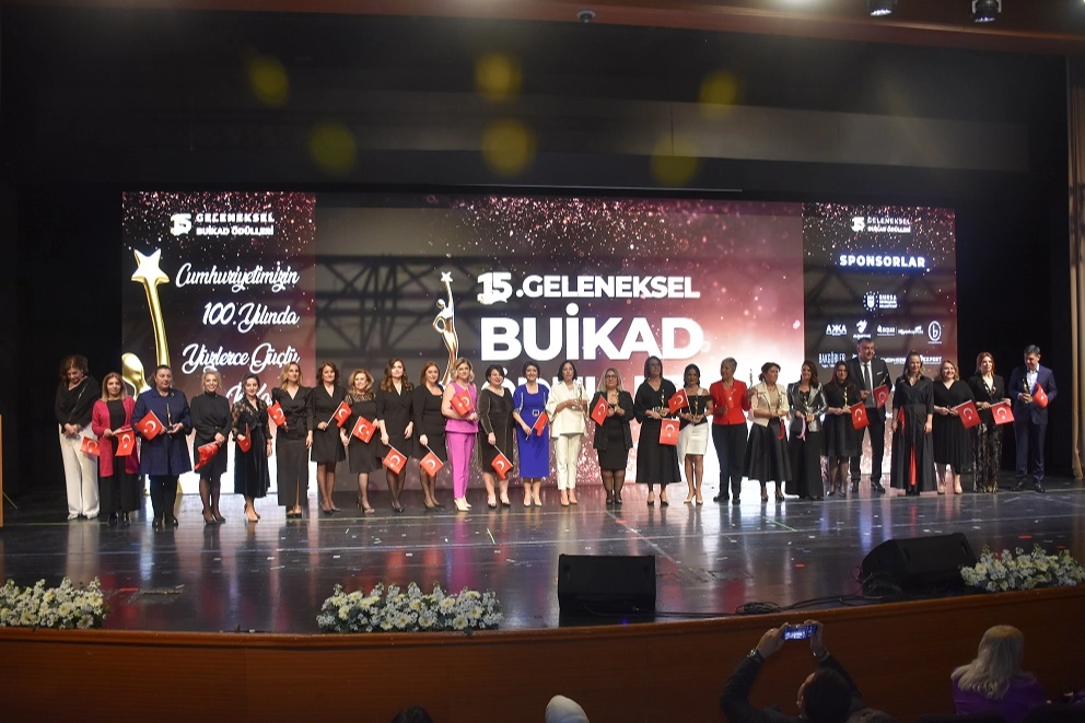 Yılın Başarılı Kadınları ödüllendirildi