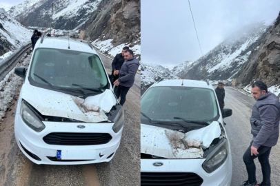 Hakkari'de aracın üzerine kaya düştü