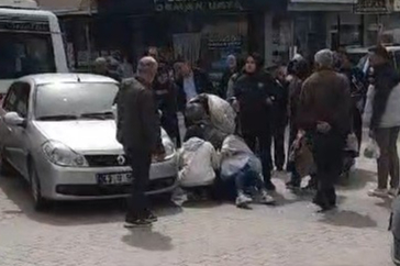 Kütahya'da otomobil ve motosiklet çarpıştı: 1 yaralı