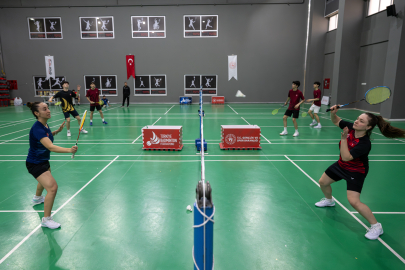 Milli badmintoncular Almanya'da düzenlenecek Avrupa Şampiyonası'na hazır
