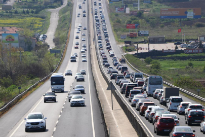 Bayramın son gününde Tekirdağ-İstanbul yolunda yoğunluk oluştu