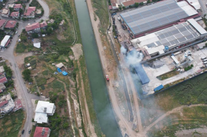 Kahramanmaraş'taki fabrika yangını havadan görüntülendi