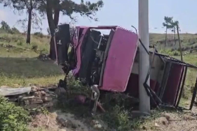 Antalya'da iki safari aracı çarpıştı: Su savaşı yapıyorlarmış