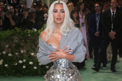 Kim Kardashian'a Met Gala'da aşırı ince bel tepkisi