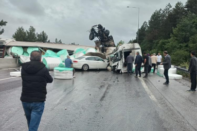 Adana'da tüyler ürperten görüntüler: Kaza anbean kaydedildi