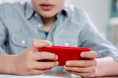 MİT çocukları güvenli sosyal medya kullanımına ilişkin uyardı