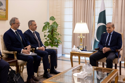 Bakan Fidan, Pakistan Başbakanı Şerif tarafından kabul edildi
