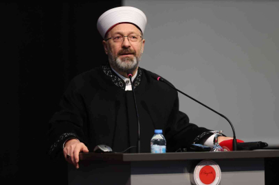 Diyanet İşleri Başkanı Erbaş: Peygamber Efendimizi örnek almalıyız