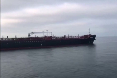 Rusya'dan Mersin'e giden tanker Haydarpaşa açıklarında karaya sürüklendi