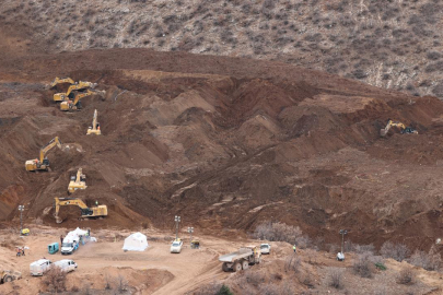 Erzincan'daki maden faciasında 3 işçinin cansız bedenine ulaşıldı