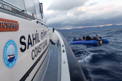 Balıkesir Ayvalık açıklarında 25 düzensiz göçmen kurtarıldı