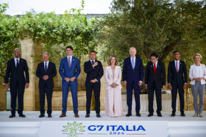 G7 Zirvesi'nde ilk gün oturumları tamamlandı