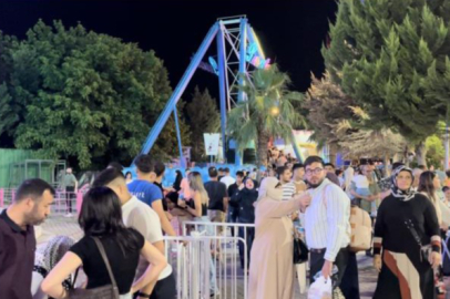 Bursalılar bayramın ilk günü lunaparka akın etti