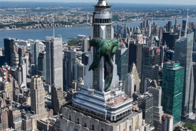 House of the Dragon'dan etkileyici tanıtım: Empire State Binası'na ejderha balonu yerleştirildi