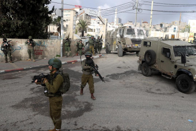 İsrail askerleri, Batı Şeria'ya baskın düzenledi