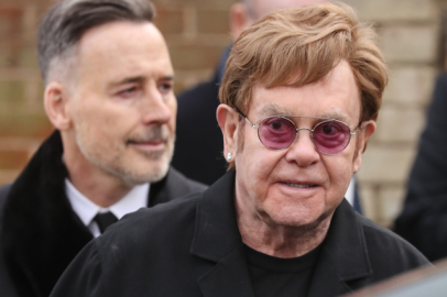 En cömert sanatçı Elton John günde 3 milyon lira bağışlıyor