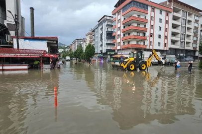 Artvin, Rize ve Trabzon'da şiddetli yağış etkili oldu