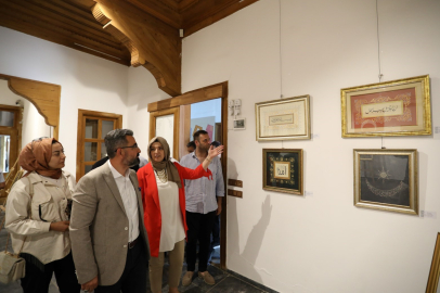 'Mühre' Tezhip Sergisi Bursa Kent Müzesinde görücüye çıktı