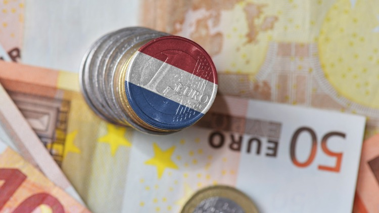 Hollanda - 1,167 trilyon dolar