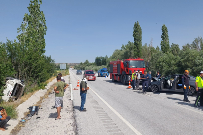 Sivas'ta pikap ile otomobilin çarpışması sonucu 1 kişi yaşamını yitirdi