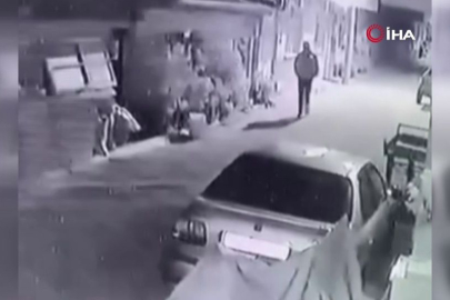 Bursa'da otomobil hırsızı kameraya yansıdı