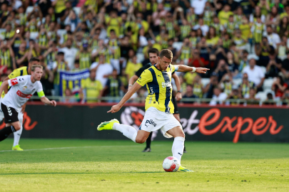 Fenerbahçe, Admira Wacker ile 1-1 berabere kaldı