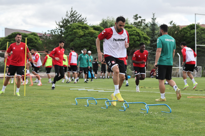 Sivasspor, hazırlıkalrına taktik çalışması ile devam etti