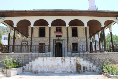 Tarihe tanıklık eden Cihanoğlu Camii 239 yıldır ayakta