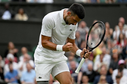 Djokovic, Wimbledon'da çeyrek finale yükseldi