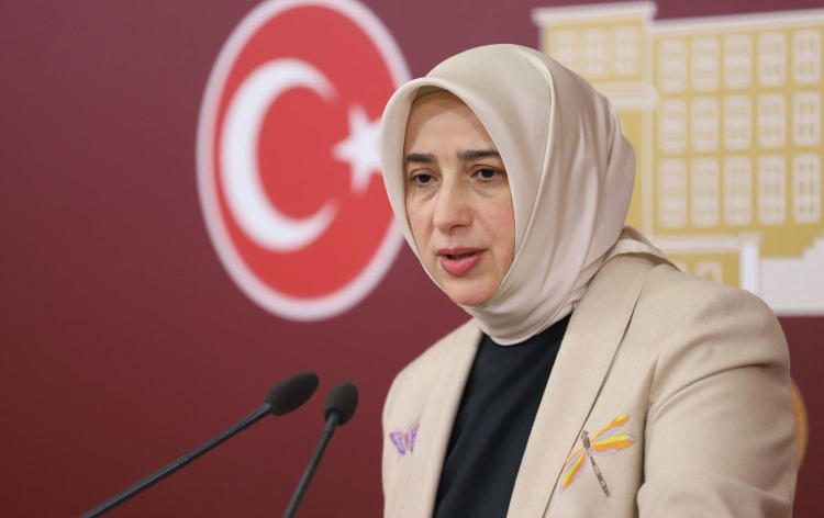 6- ÖZLEM ZENGİN (AK PARTİ)