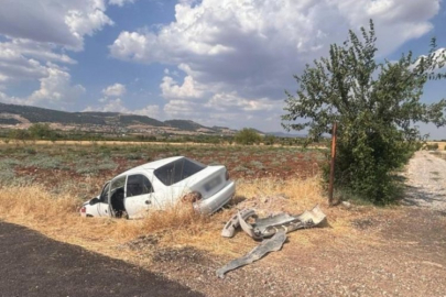 Sürücüsünün kontrolünden çıkan otomobil şarampole yuvarlandı