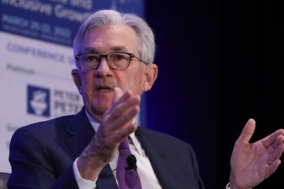 Fed Başkanı Powell, son enflasyon verilerinin "güveni biraz artırdığına" işaret etti