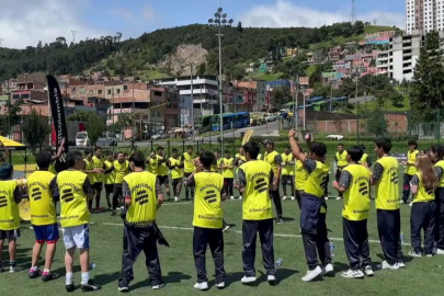Kolombiya'da yoksul alanlardaki projeler ile birlikte yeni yıldız oyuncular kazandırılıyor