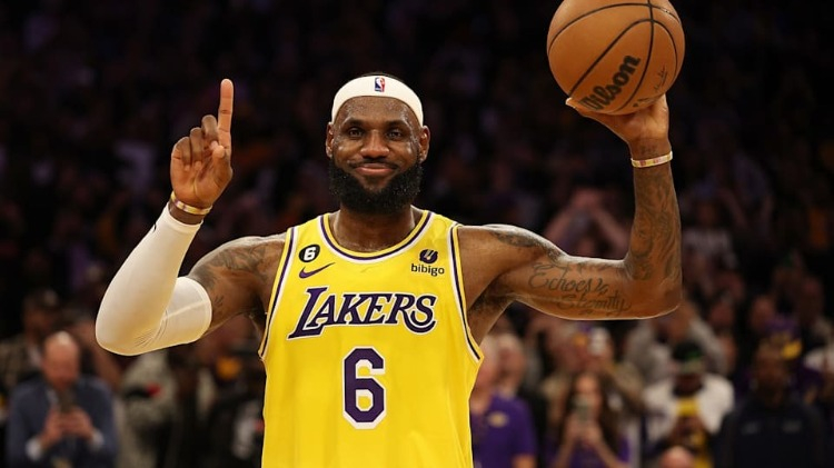 4- Lebron James