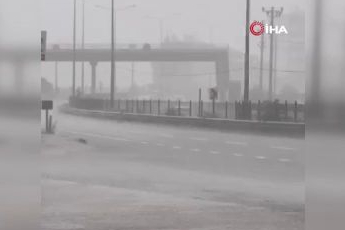 Trabzon'da şiddetli yağış gün içerisinde etkili oldu