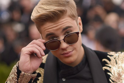 Justin Bieber, düğünde oynayan Osmaniyeli küçük çocuğu paylaştı!