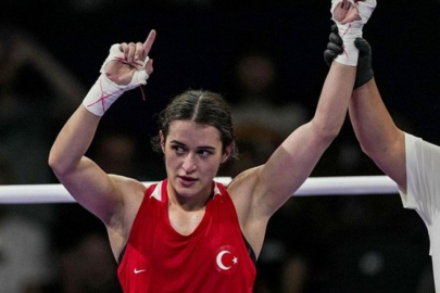 Boksör Esra Yıldız Kahraman, çeyrek finalde