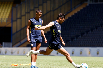 Fenerbahçe'de Lille maçının hazırlıkları devam ediyor