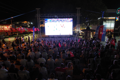  A Milli Kadın Voleybol Takımı'na Bursa’dan tam destek