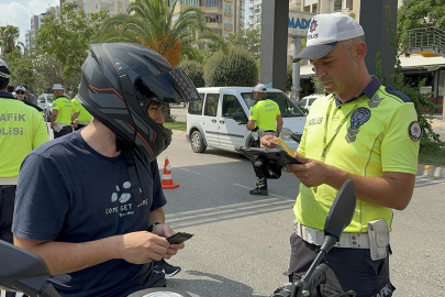 Adana'da dron ile denetimde sürücülere ceza yağdı