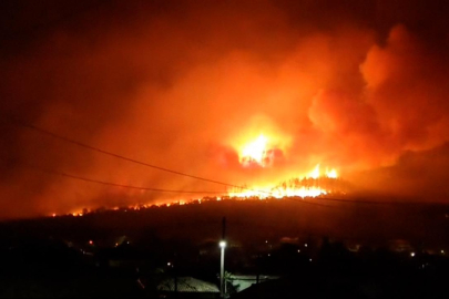 Yunanistan'da yangınlara müdahale eden 2 itfaiye görevlisi yaralandı