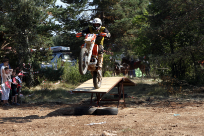 Motosiklet festivalinde motokros ve off-road nefes kesti