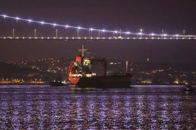 Boğaz'da hareketli dakikalar! Gemi trafiği çift yönlü askıya alındı