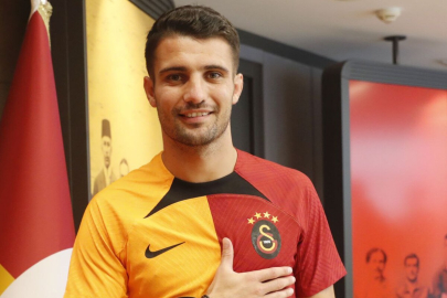 Galatasaray, Fransız futbolcu Leo Dubois ile yollarını ayırdı!