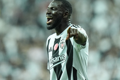 Omar Colley, PAOK'a transfer oldu